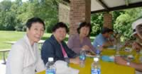 2011-06-26-KyungBock Picnic14.jpg (98kb)